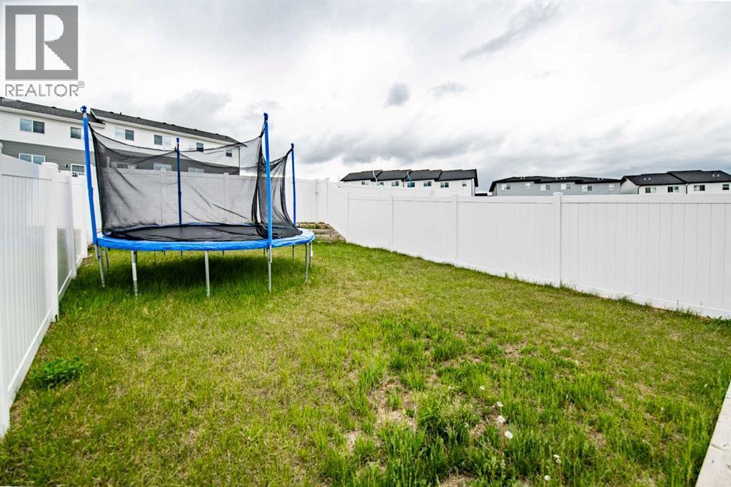 12 Vincent Gate, Sylvan Lake, AB