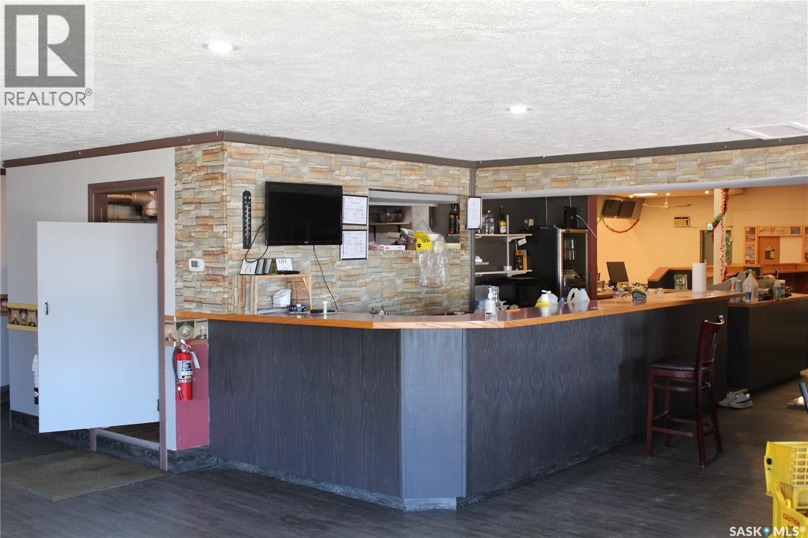8 2Nd Avenue Sw, Weyburn, SK