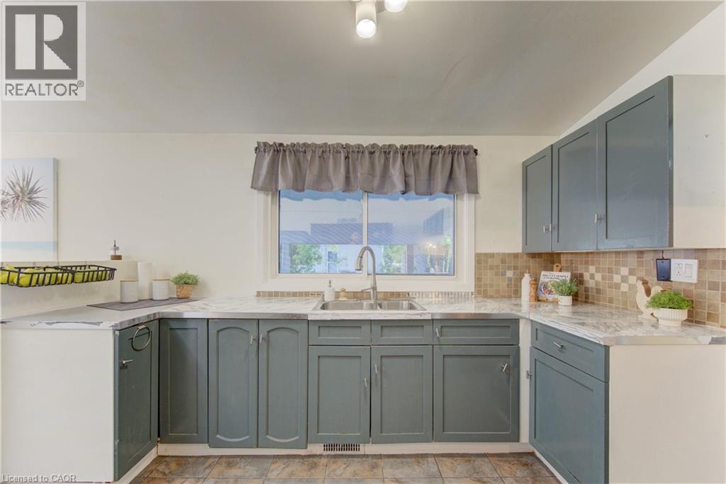 141 Franklin Street N, Kitchener, ON