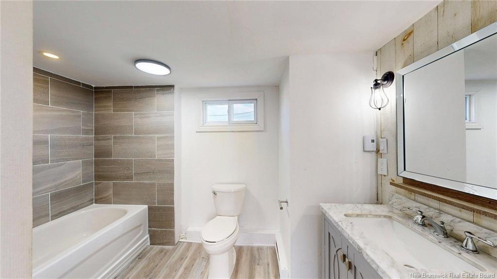 12 Midway Dr, Moncton, NB