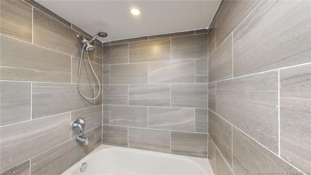 12 Midway Dr, Moncton, NB