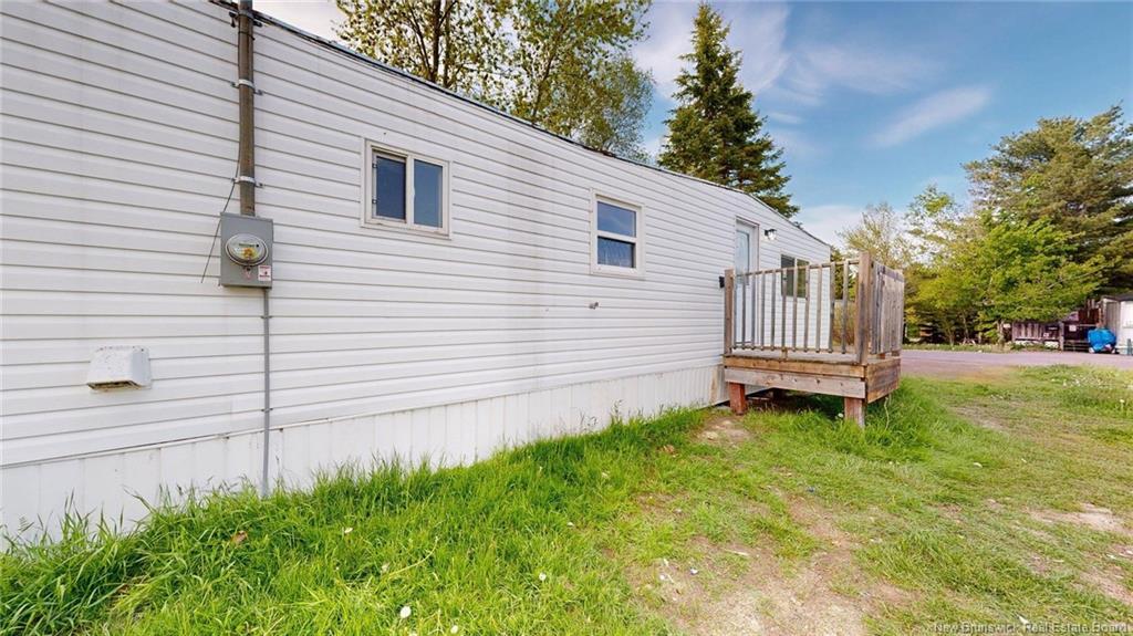 12 Midway Dr, Moncton, NB