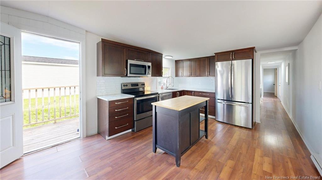 12 Midway Dr, Moncton, NB