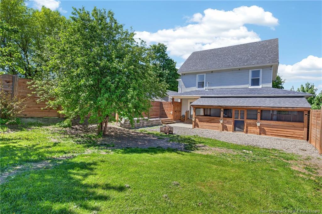 17 Minto St, Campbellton, NB
