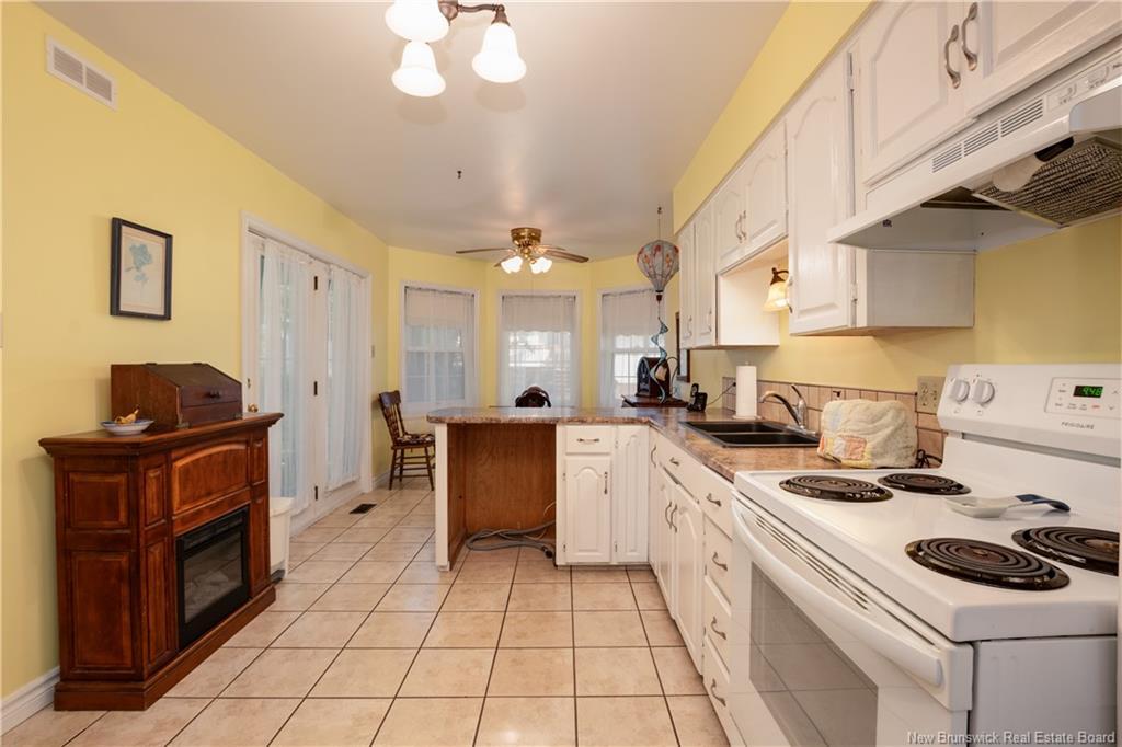 6 Twilight Ave, Salisbury, NB