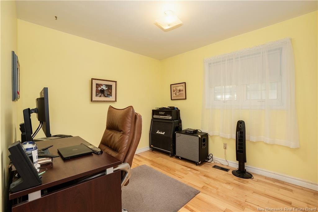 6 Twilight Ave, Salisbury, NB