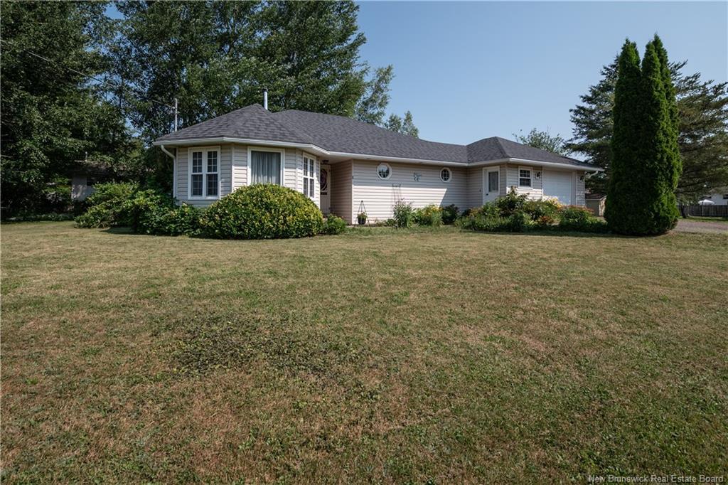 6 Twilight Ave, Salisbury, NB