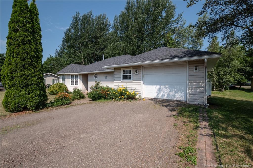 6 Twilight Ave, Salisbury, NB