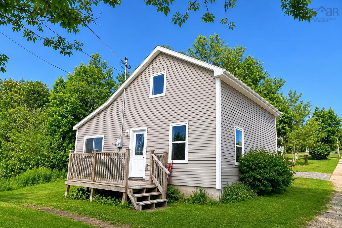 5 Forge Street, Trenton, NS