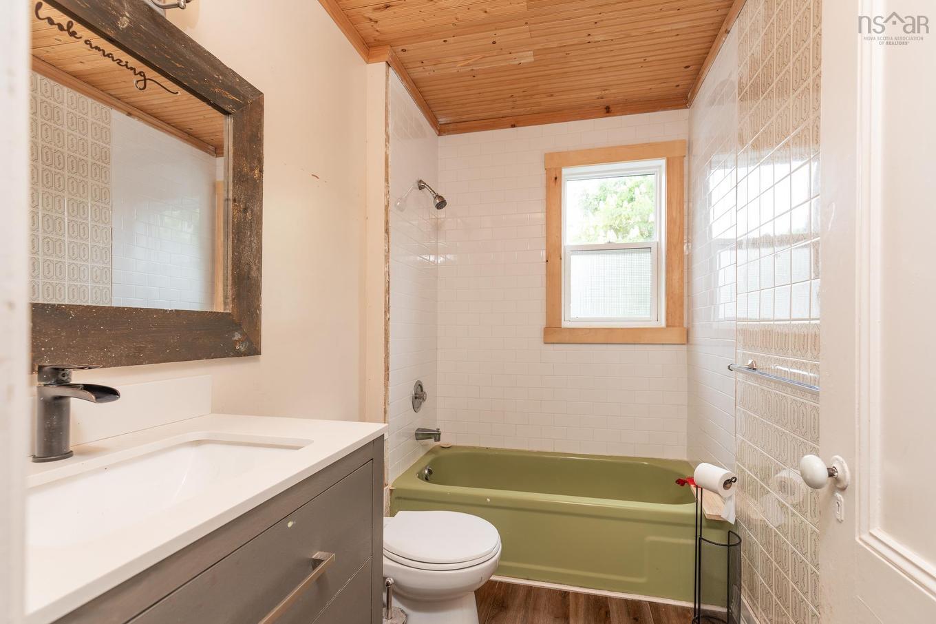 13 Porter Street, Yarmouth, NS
