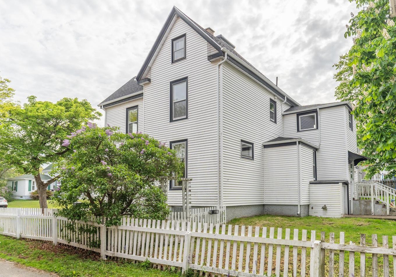13 Porter Street, Yarmouth, NS