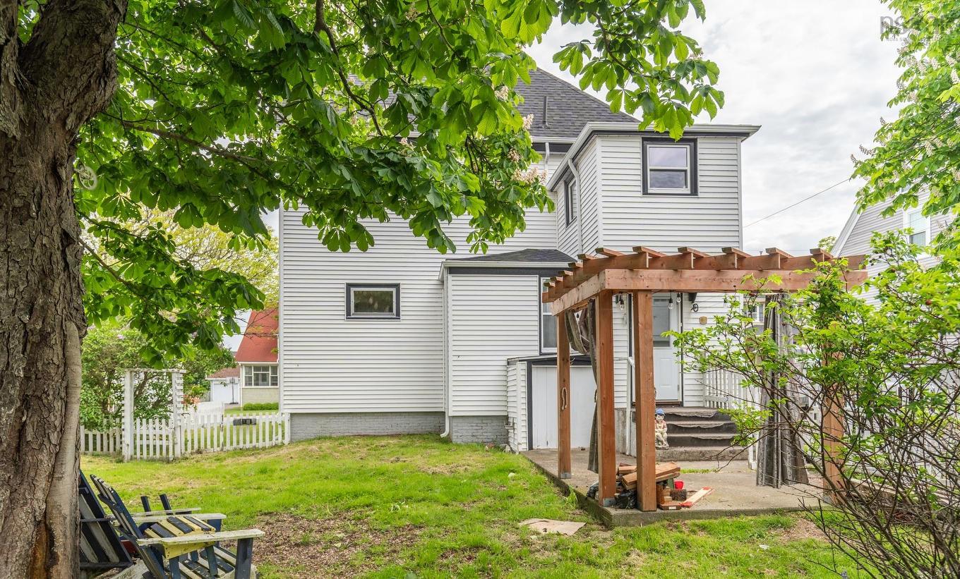 13 Porter Street, Yarmouth, NS