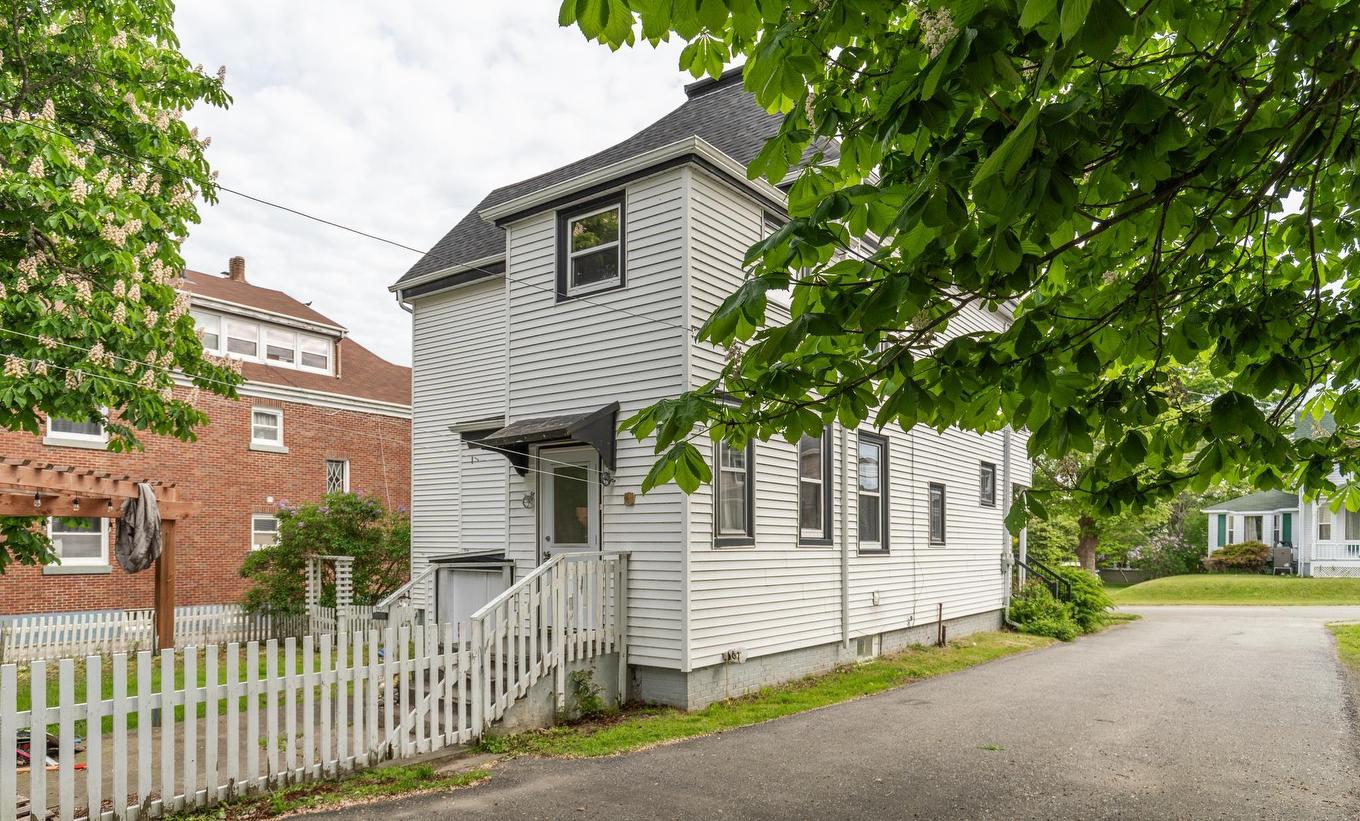 13 Porter Street, Yarmouth, NS