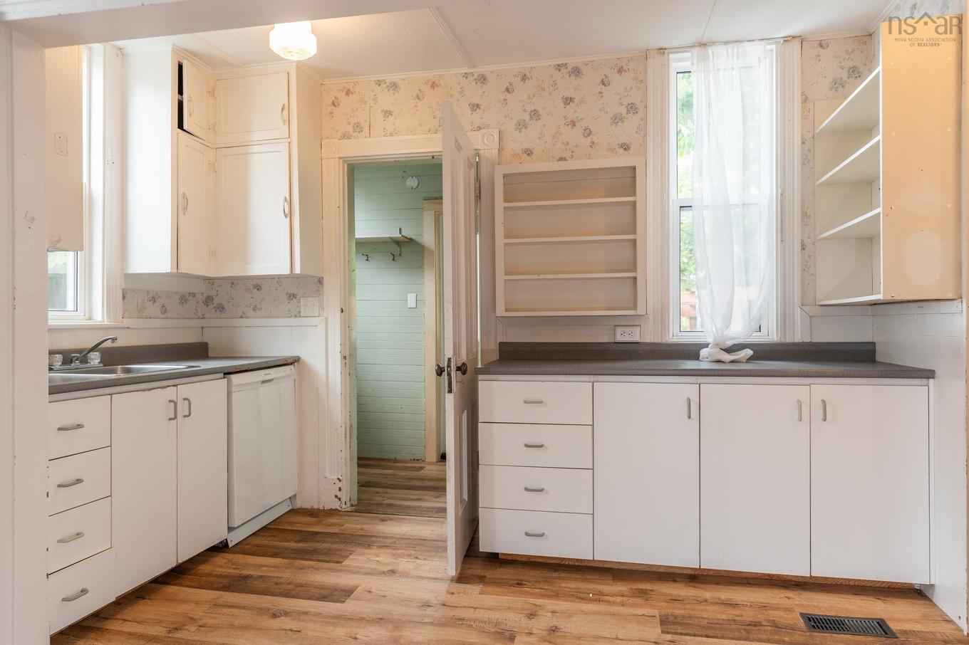 13 Porter Street, Yarmouth, NS