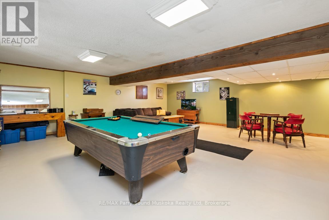 Generous size recreation room - 39 Hardies Road, Mckellar, ON