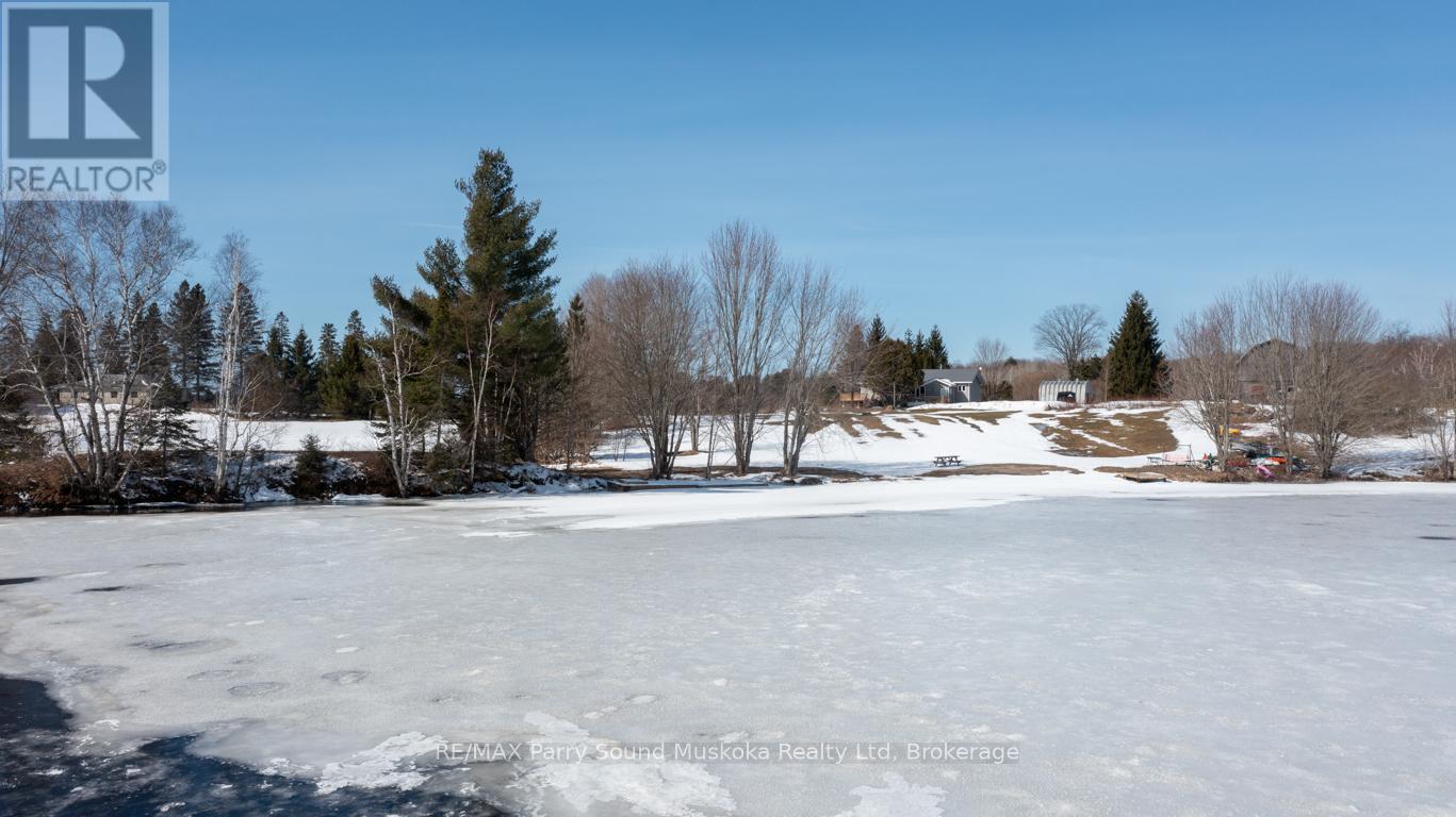 39 Hardies Road, Mckellar, ON