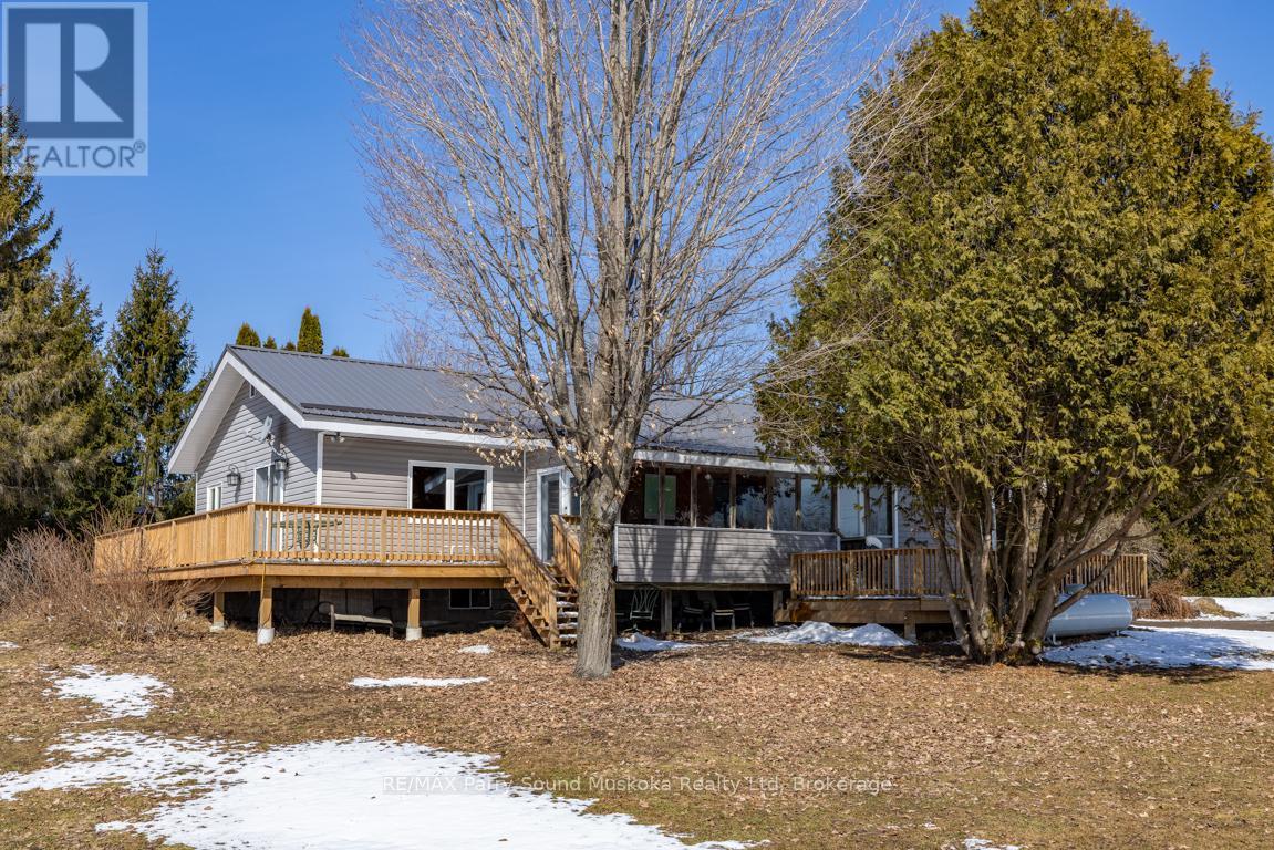 39 Hardies Road, Mckellar, ON