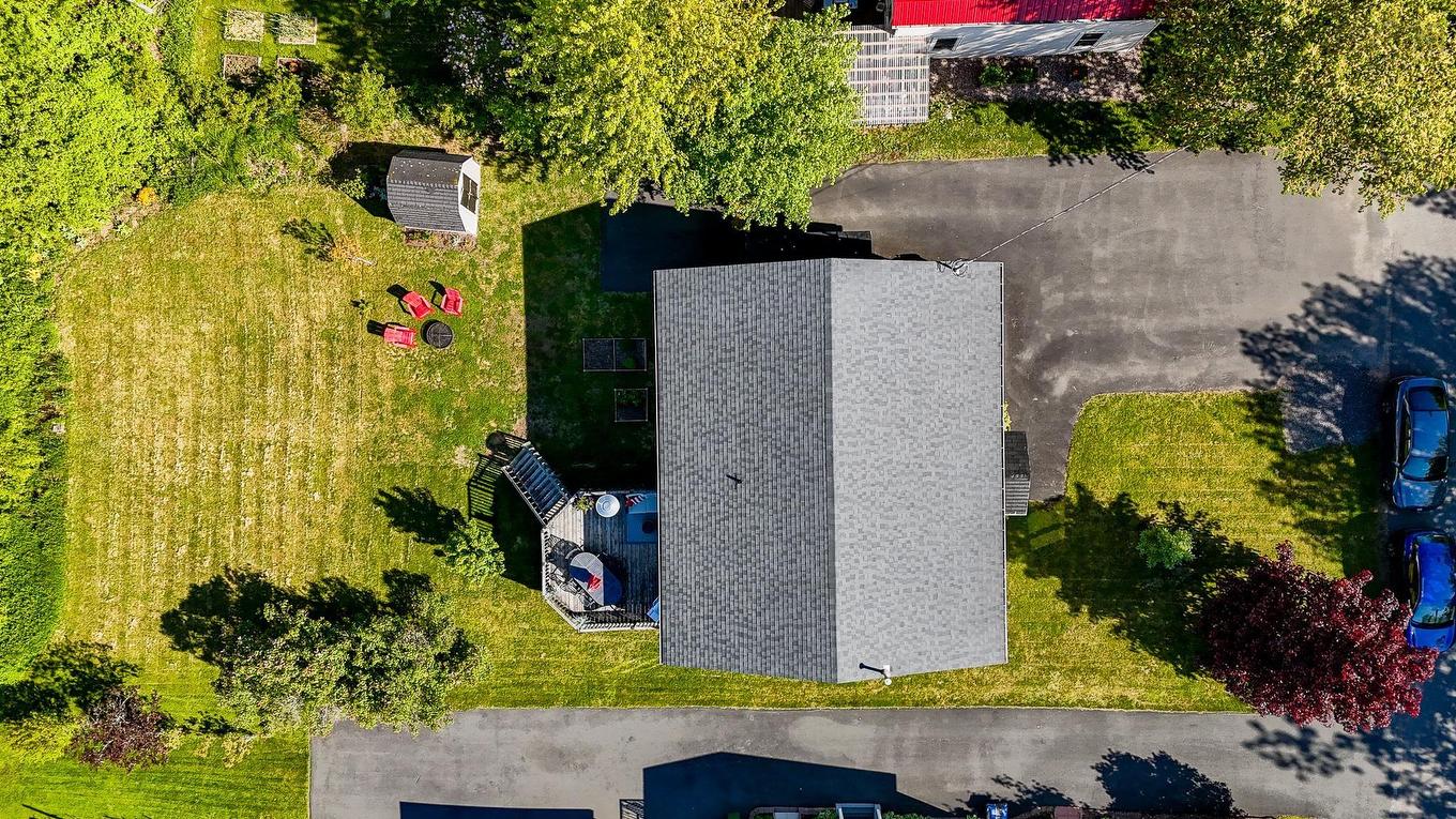 8 Iona Road, Wolfville, NS