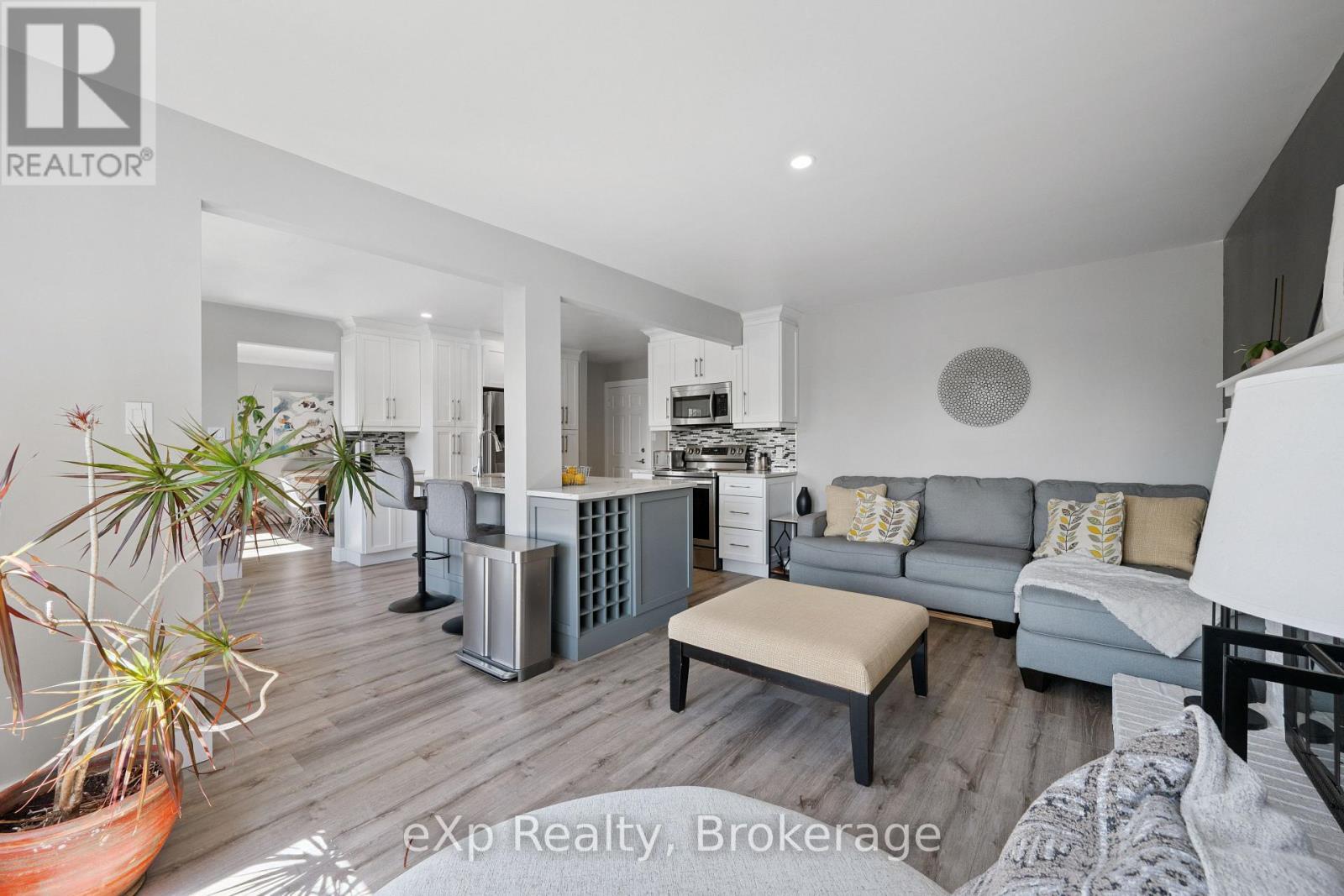 27 Notchwood Court, Kitchener, ON