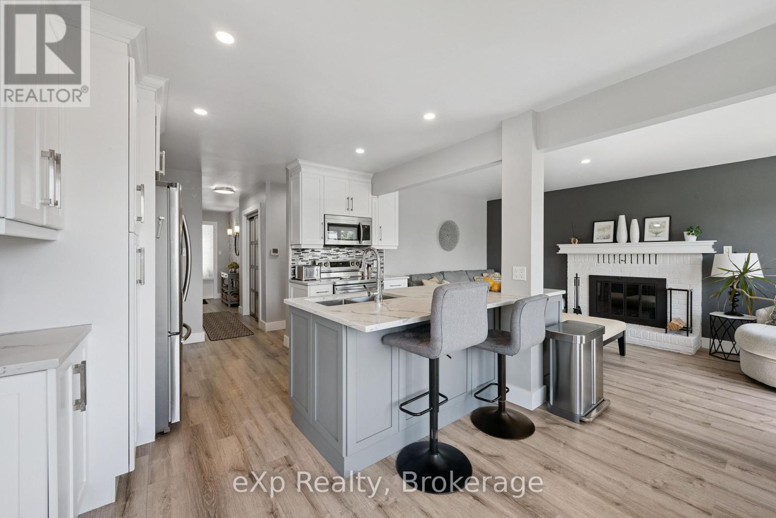 27 Notchwood Court, Kitchener, ON