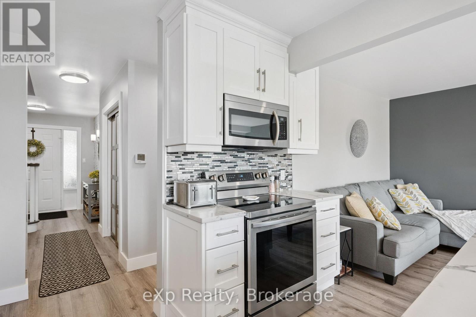 27 Notchwood Court, Kitchener, ON