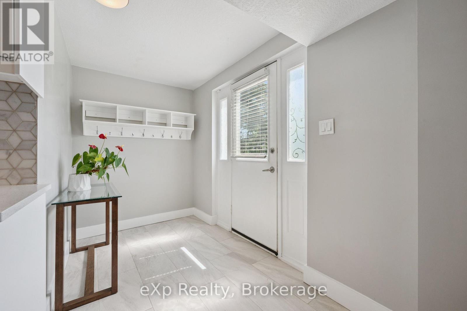 27 Notchwood Court, Kitchener, ON