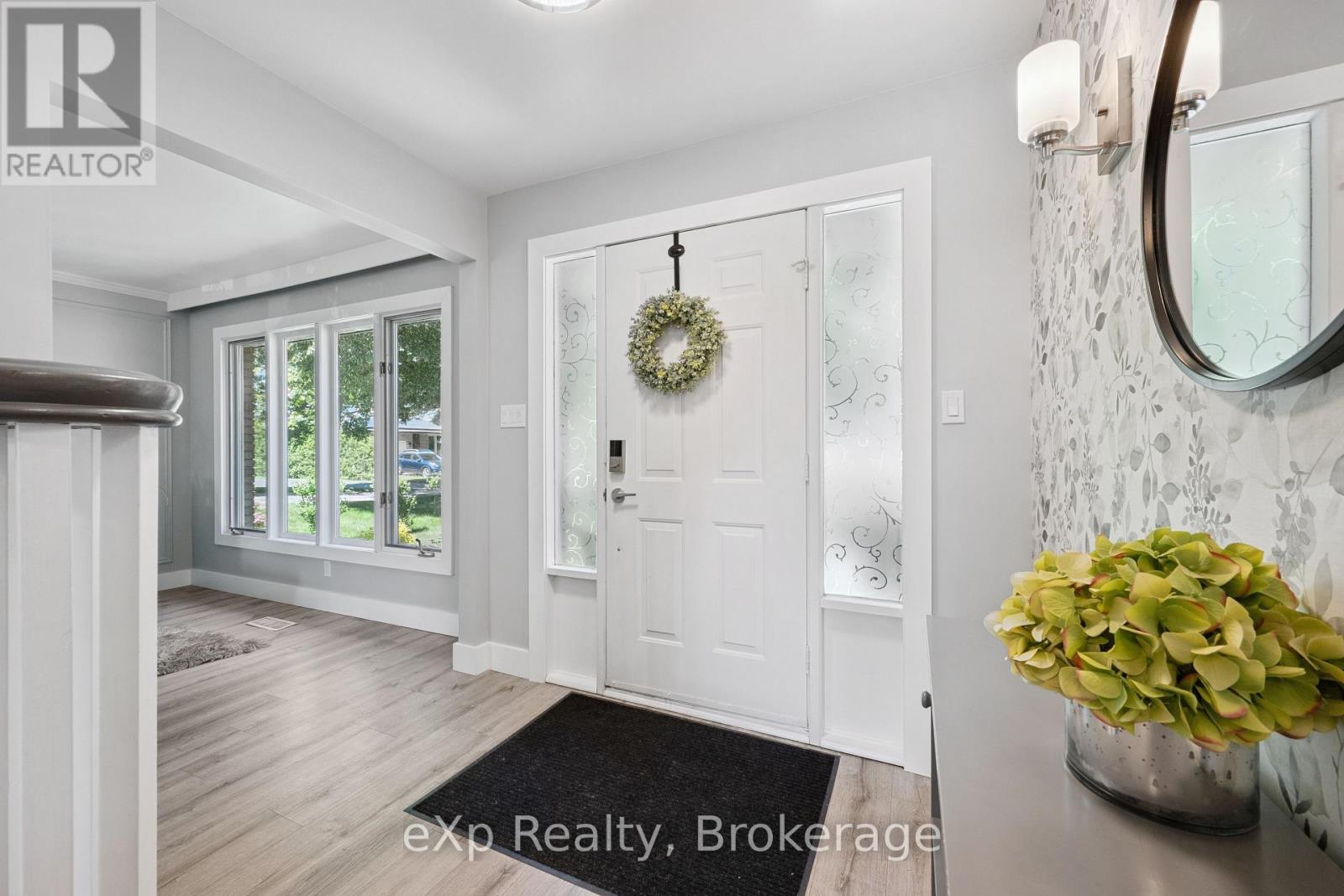 27 Notchwood Court, Kitchener, ON