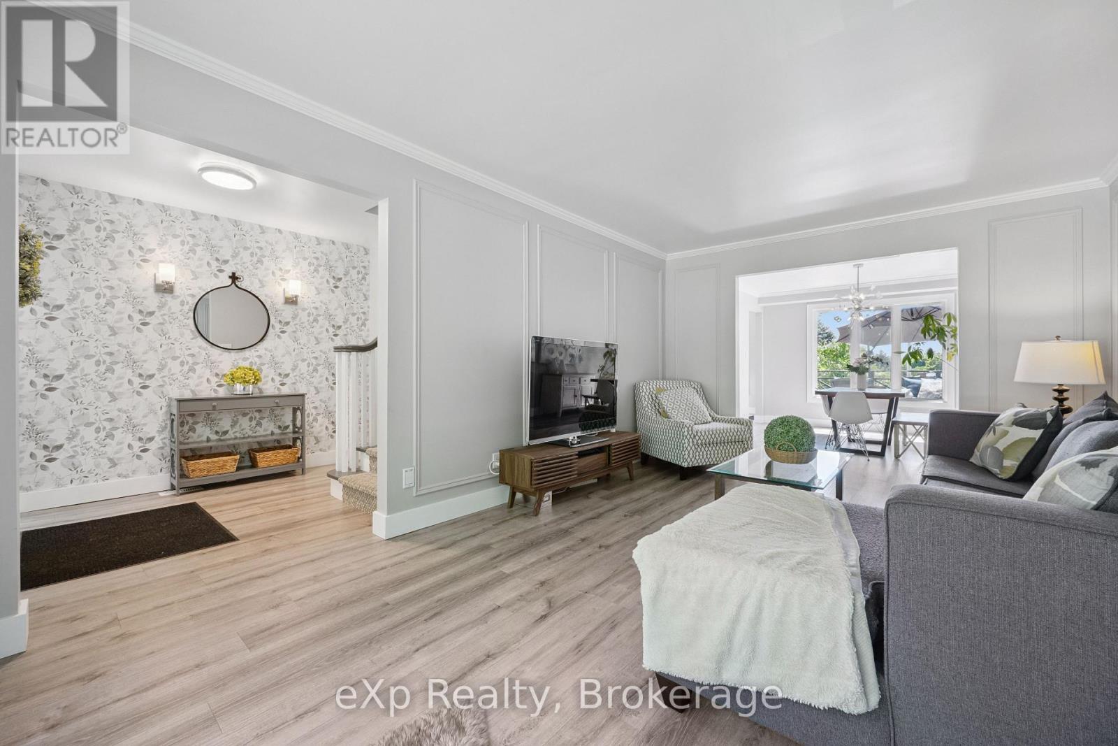 27 Notchwood Court, Kitchener, ON