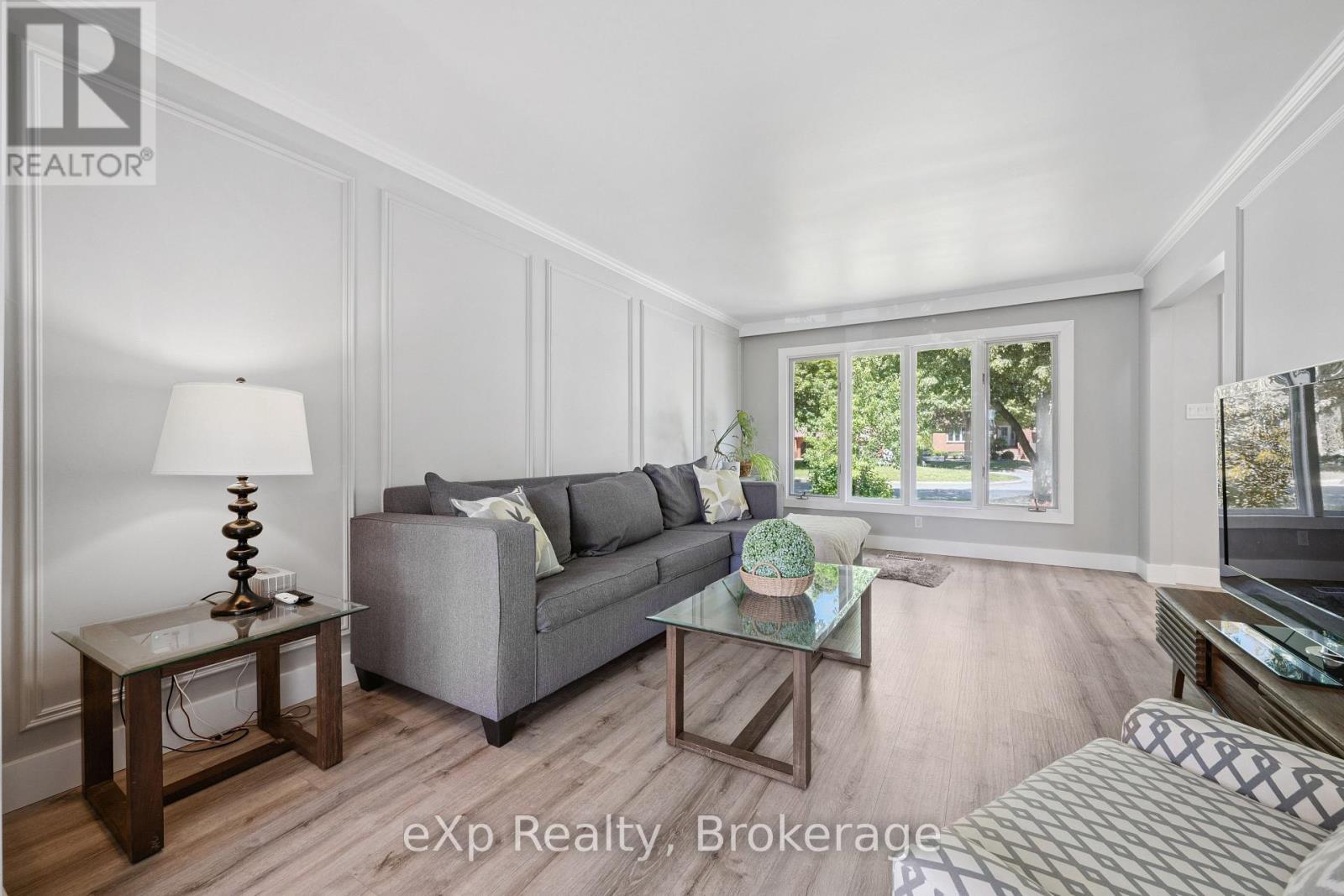 27 Notchwood Court, Kitchener, ON