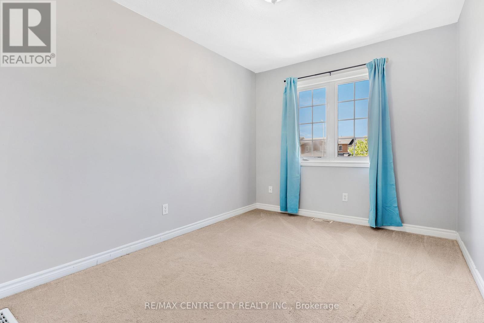 67 Ralgreen Crescent, Kitchener, ON