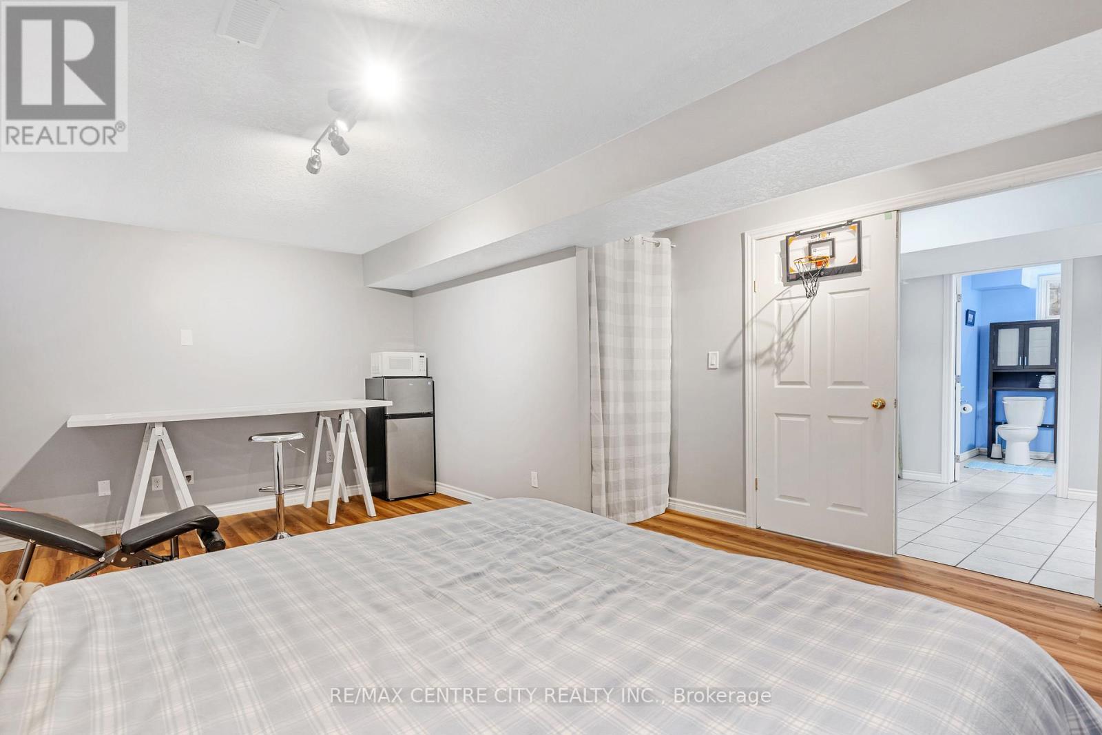67 Ralgreen Crescent, Kitchener, ON