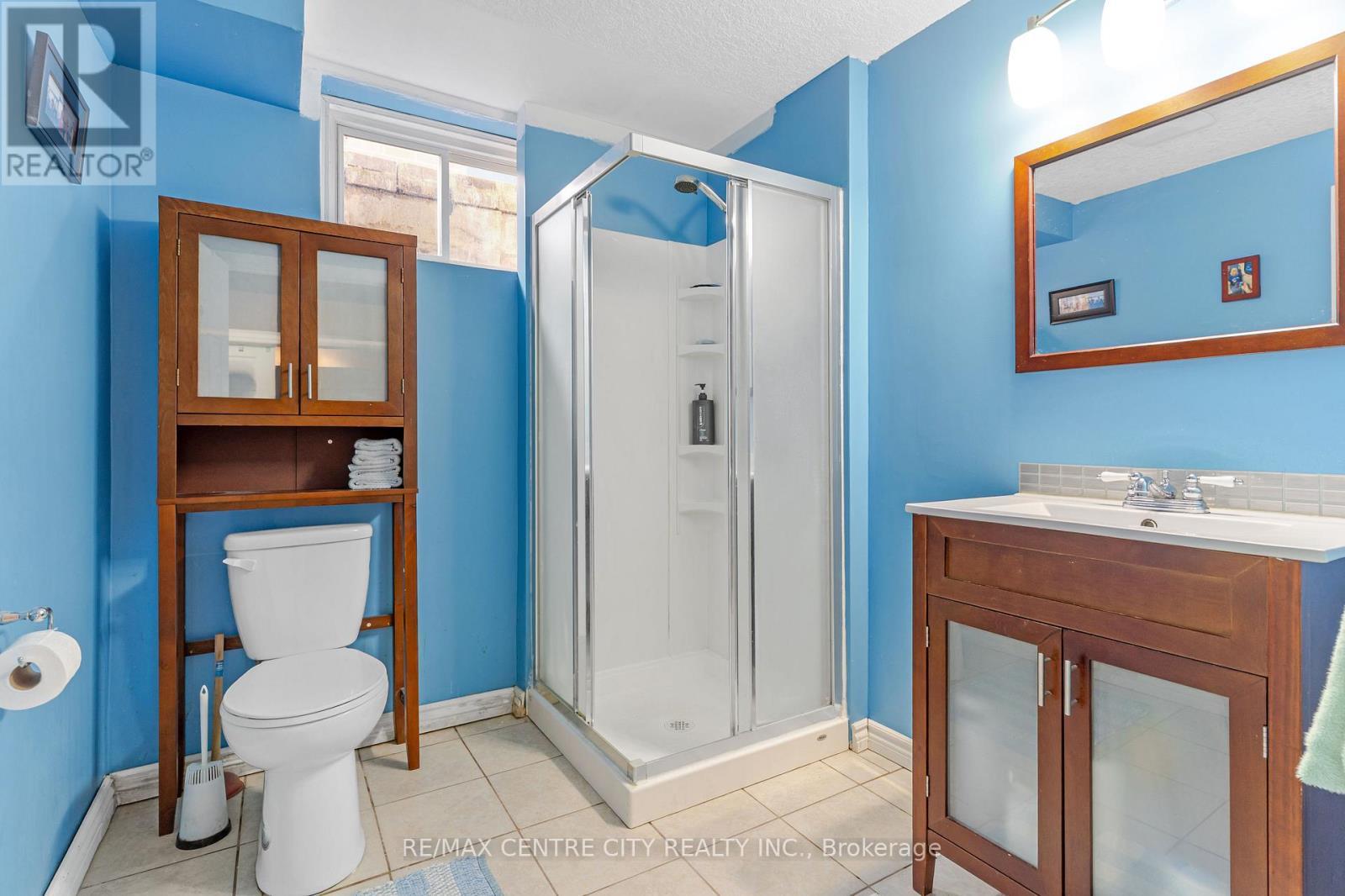 67 Ralgreen Crescent, Kitchener, ON