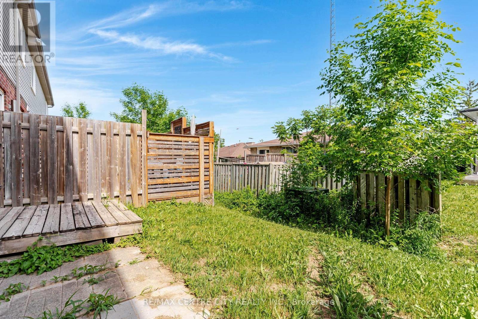 67 Ralgreen Crescent, Kitchener, ON