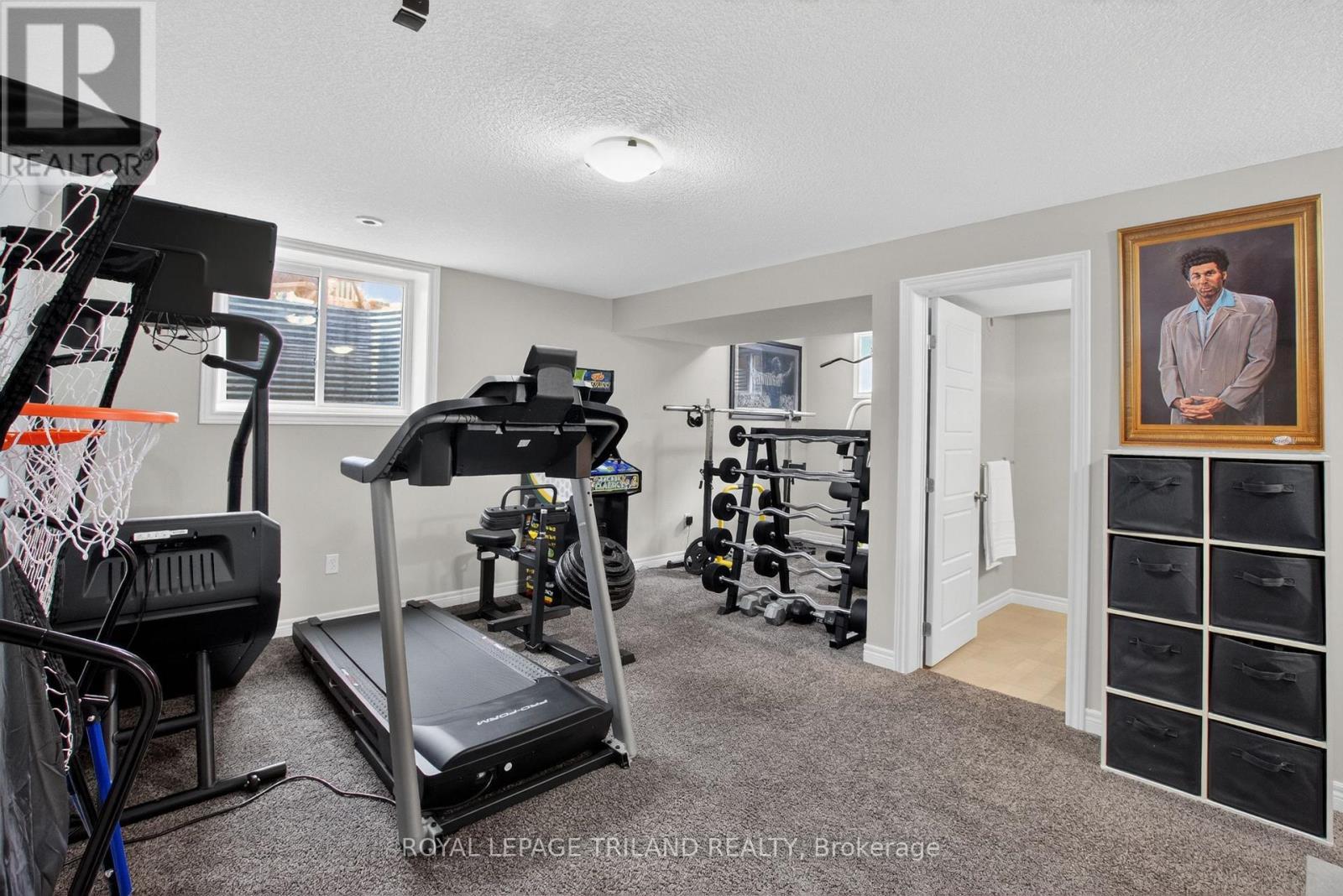17 Bridle Path, St. Thomas, ON