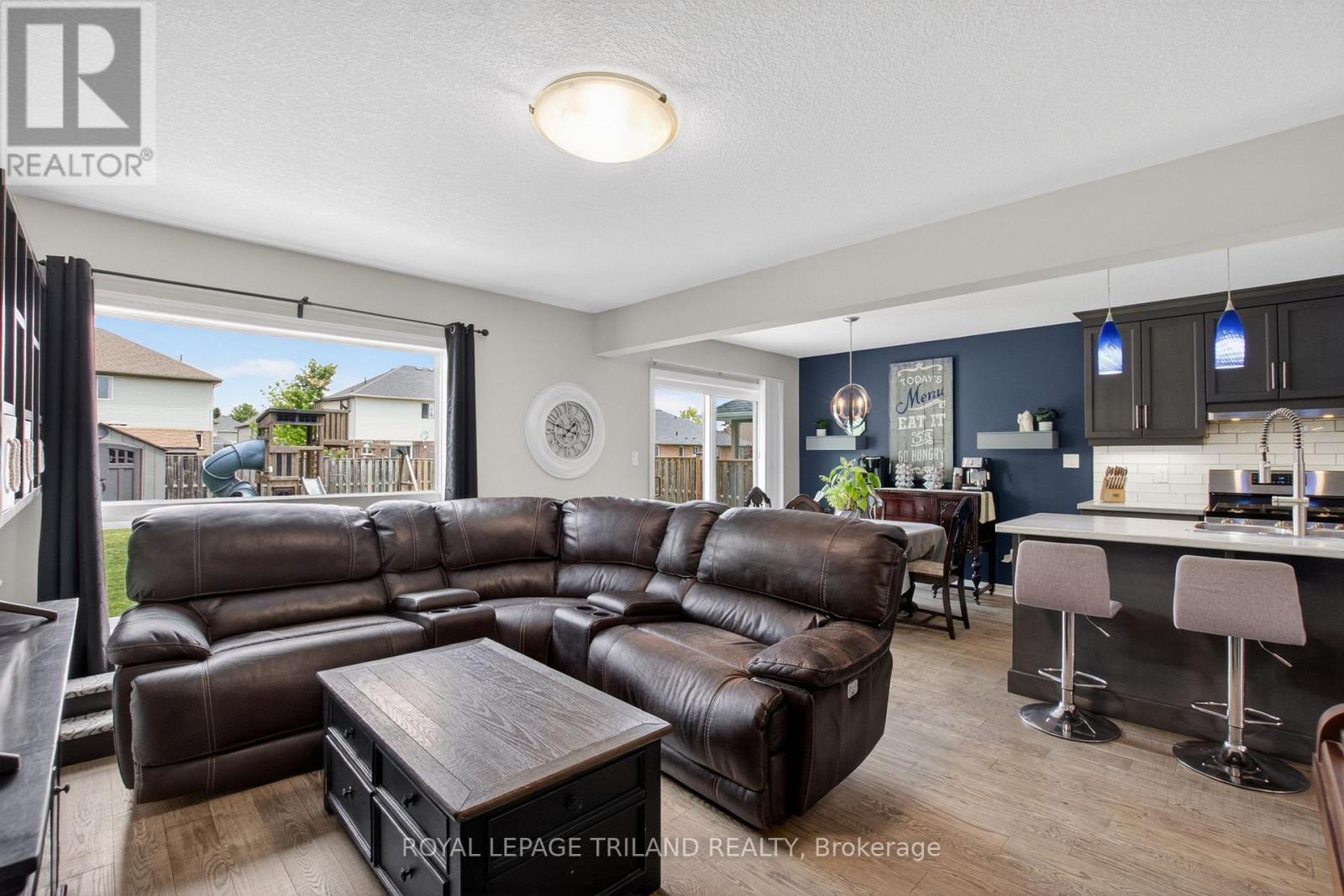 17 Bridle Path, St. Thomas, ON