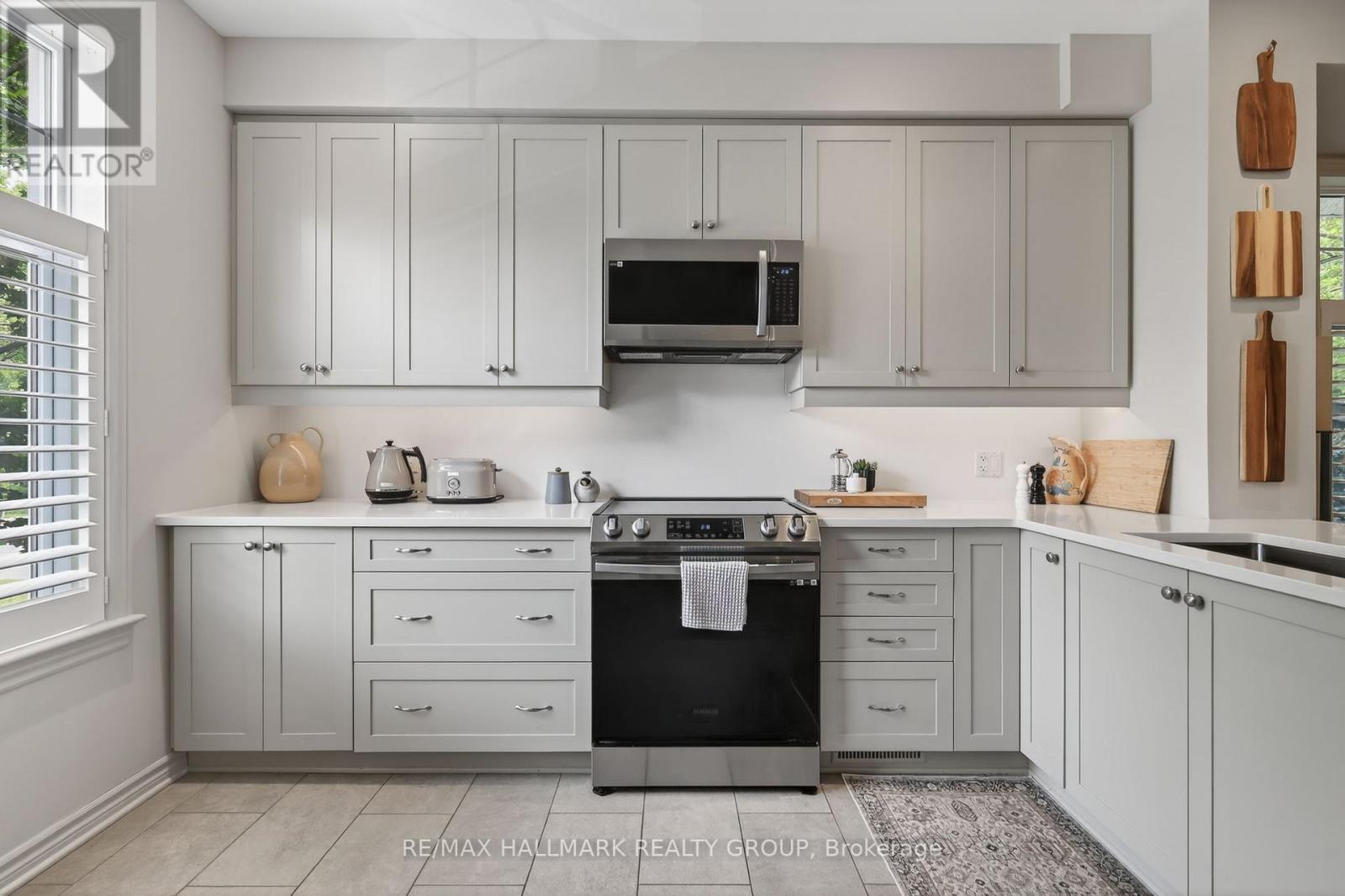 312 Iona Street, Ottawa, ON