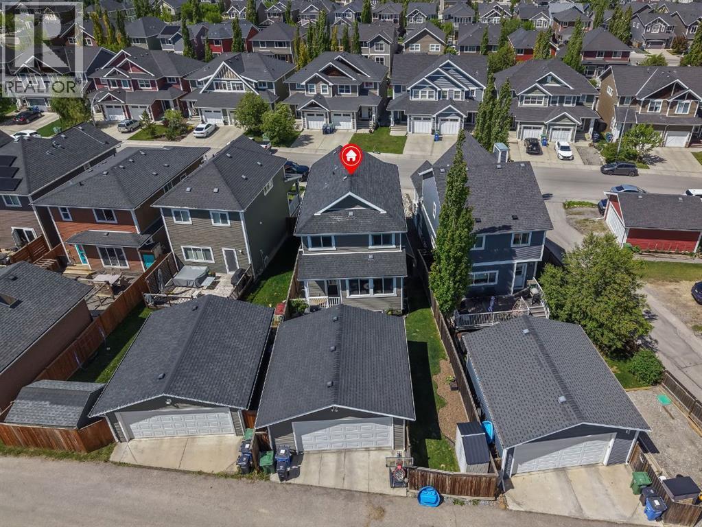 27 River Heights Crescent, Cochrane, AB