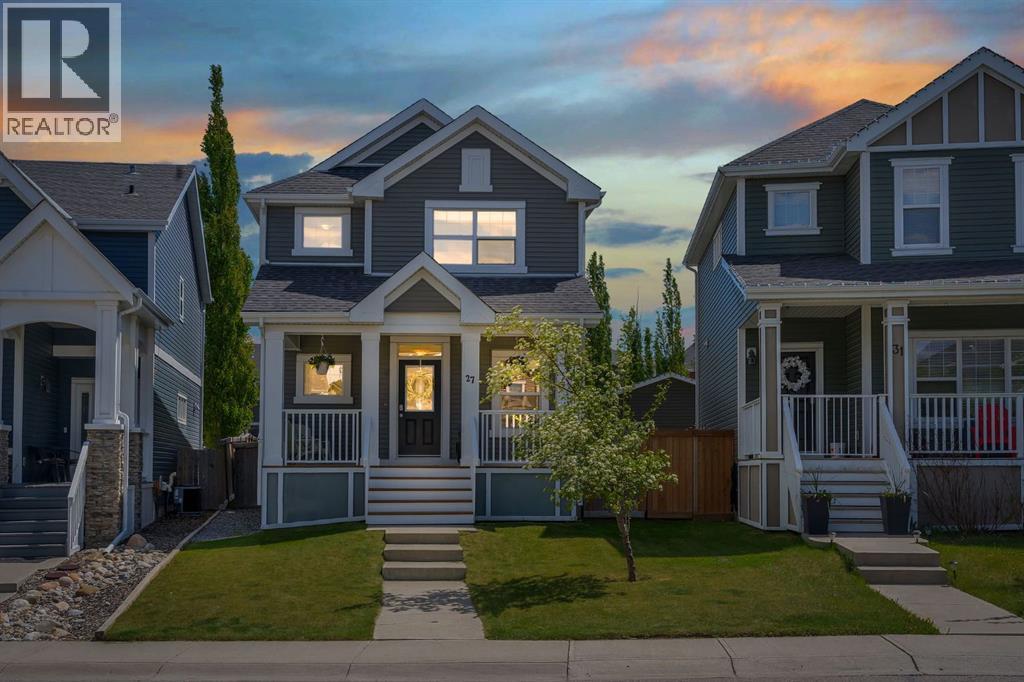 27 River Heights Crescent, Cochrane, AB
