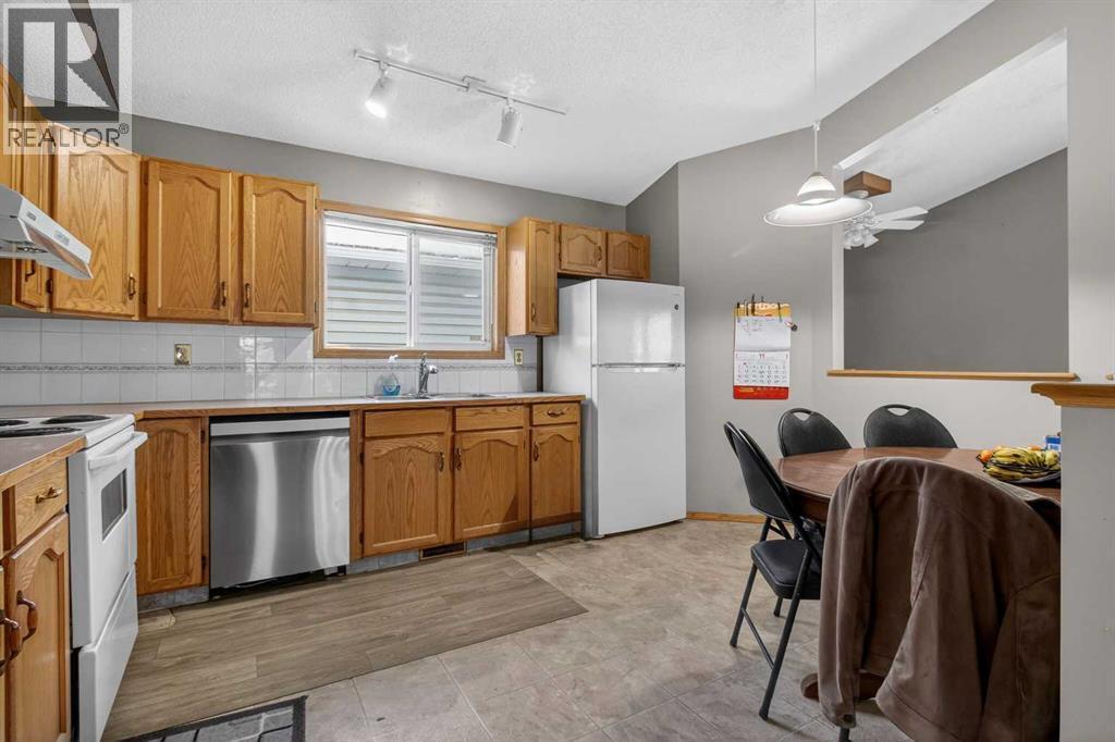 40 Erin Circle Se, Calgary, AB
