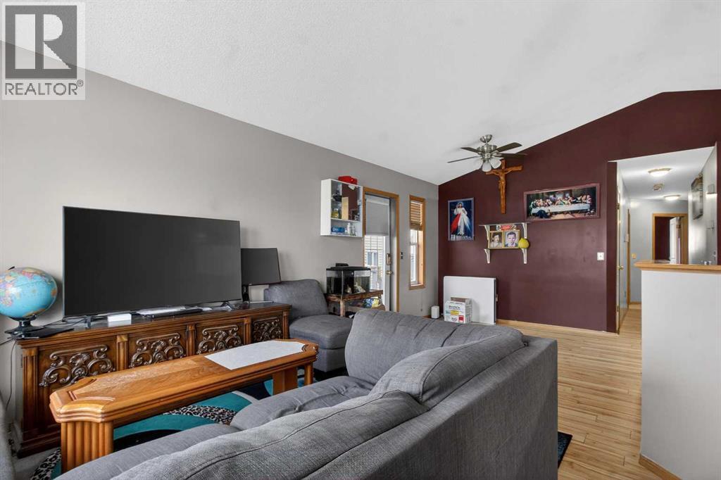 40 Erin Circle Se, Calgary, AB