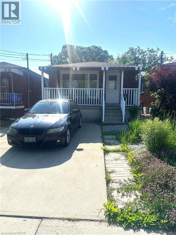 70 Ellis Avenue, Hamilton, ON