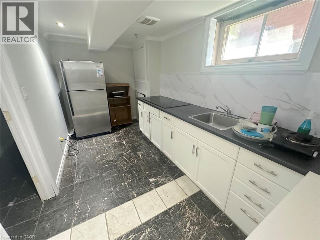 70 Ellis Avenue, Hamilton, ON