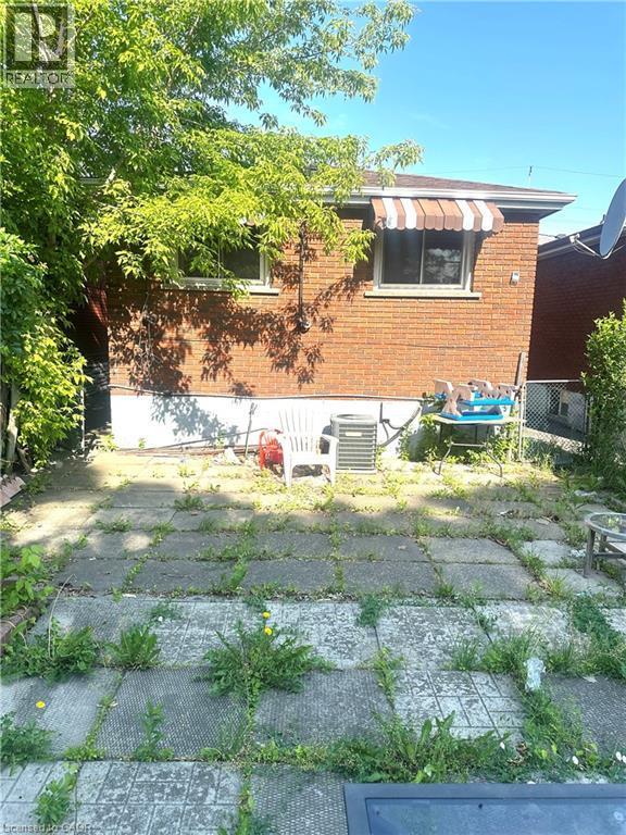 70 Ellis Avenue, Hamilton, ON