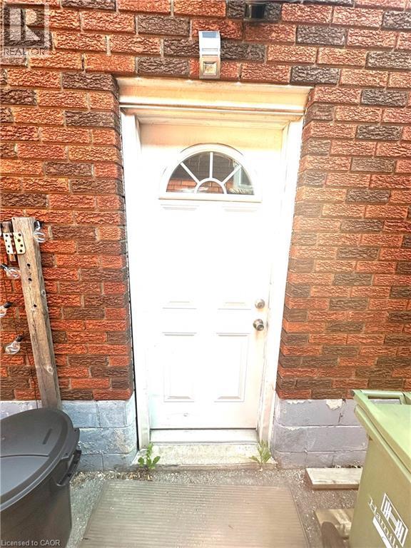 70 Ellis Avenue, Hamilton, ON
