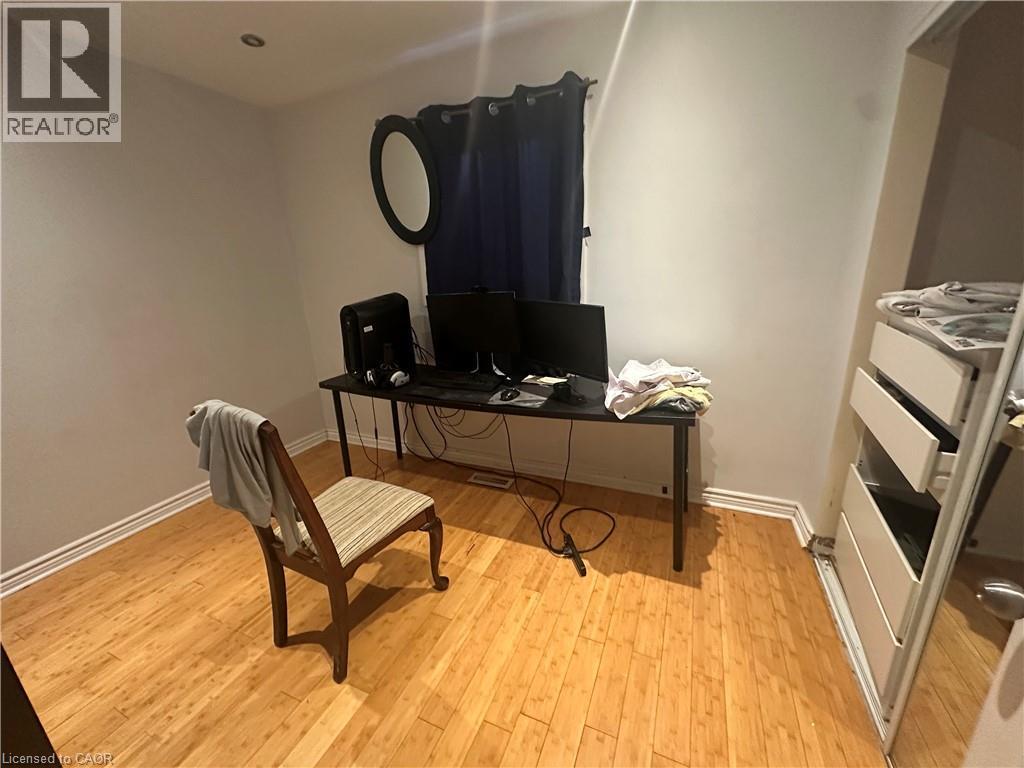 70 Ellis Avenue, Hamilton, ON