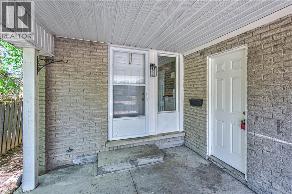 120 Ralgreen Crescent, Kitchener, ON
