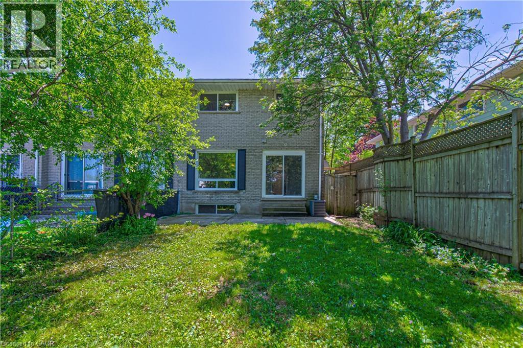 120 Ralgreen Crescent, Kitchener, ON