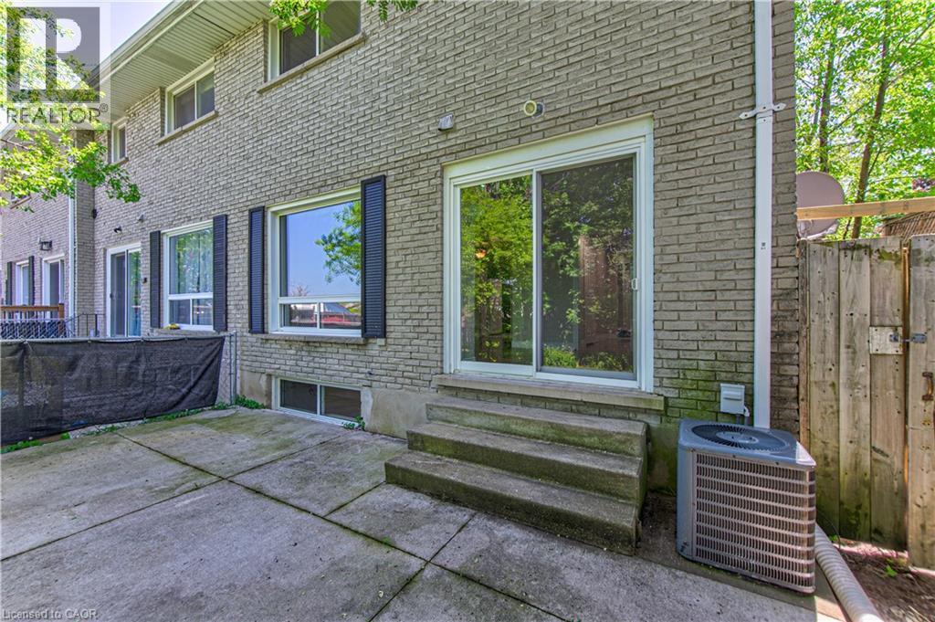 120 Ralgreen Crescent, Kitchener, ON