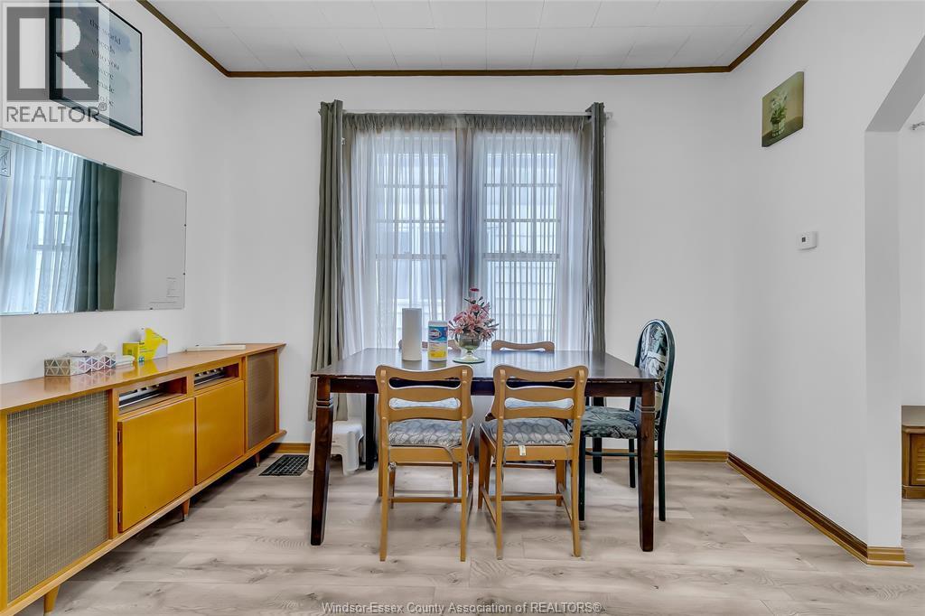 383 Mcewan, Windsor, ON