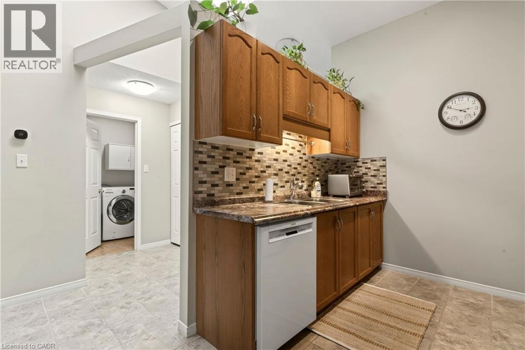 25 Kitty Murray Lane Unit# 6, Ancaster, ON